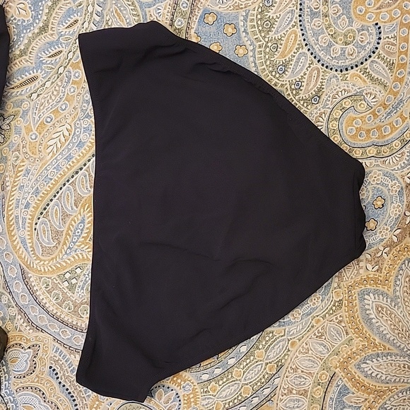 Bathing suit - Picture 7 of 12